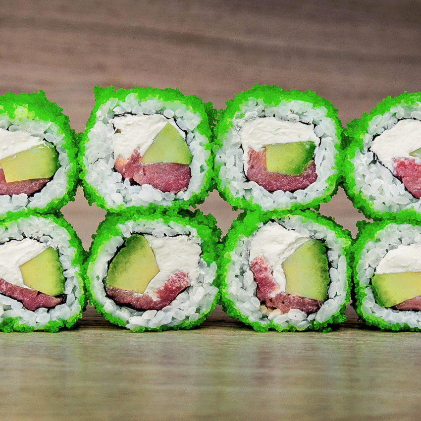 Fresh Maguro Masago Maki